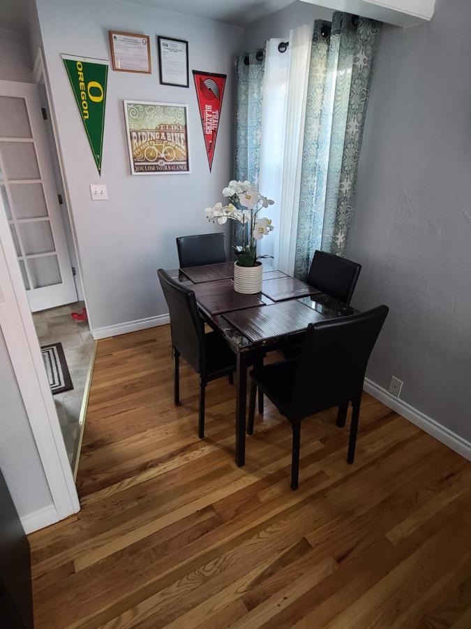 Duplex In Alberta Art District ポートランド エクステリア 写真